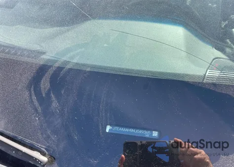 2021 Toyota Venza Le из США, поврежденный, VIN JTEAAAAH9MJ049365